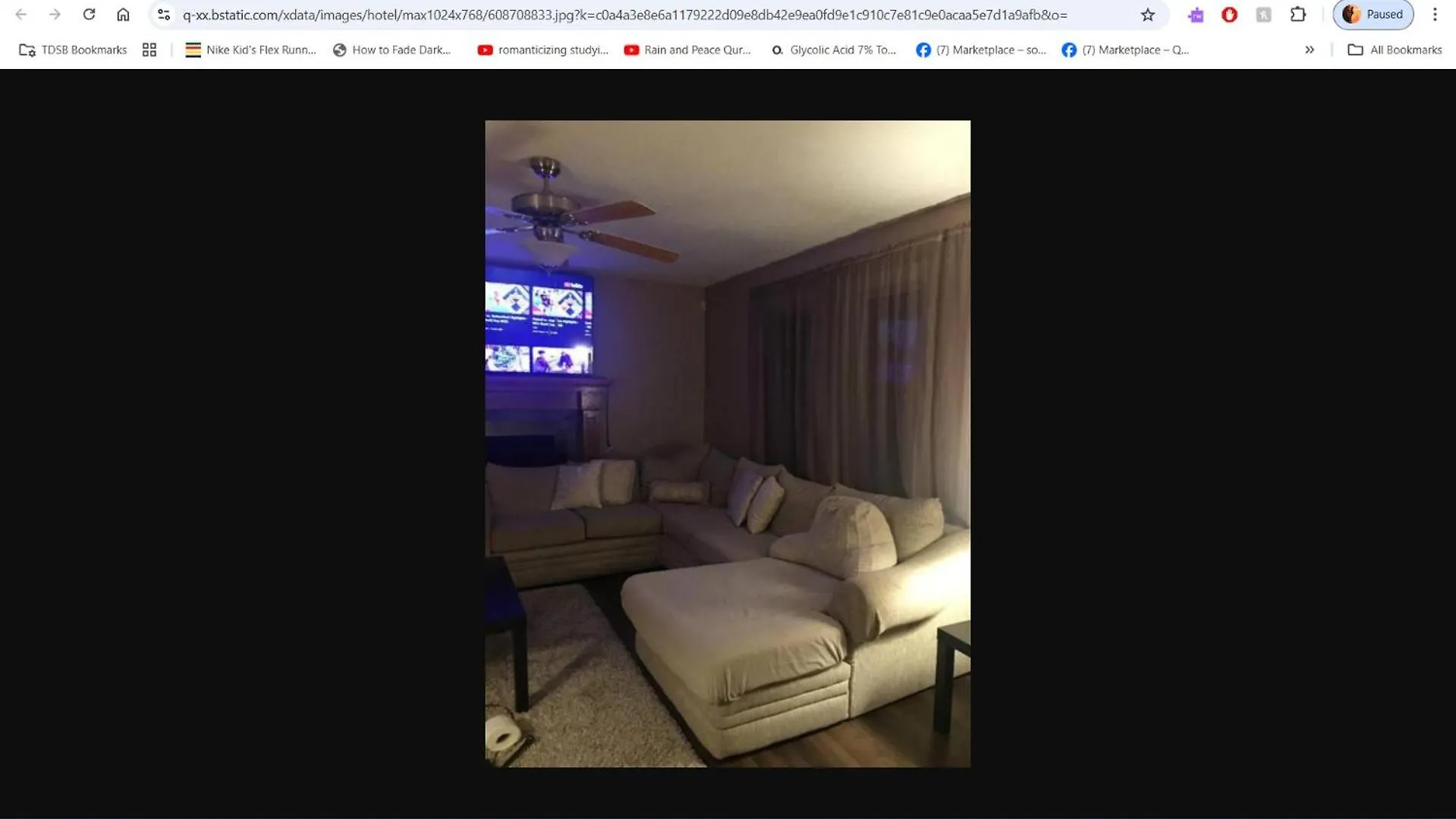 Master Bedroom Private Bathroom 23 Minutes Airport 埃德蒙顿